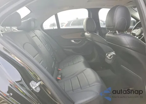 2020 Mercedes-Benz C 300 из США, поврежденный, VIN W1KWF8DB2LR603637